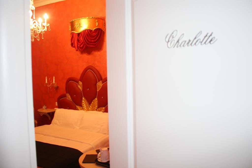 Pope'S Suites Rome Room photo
