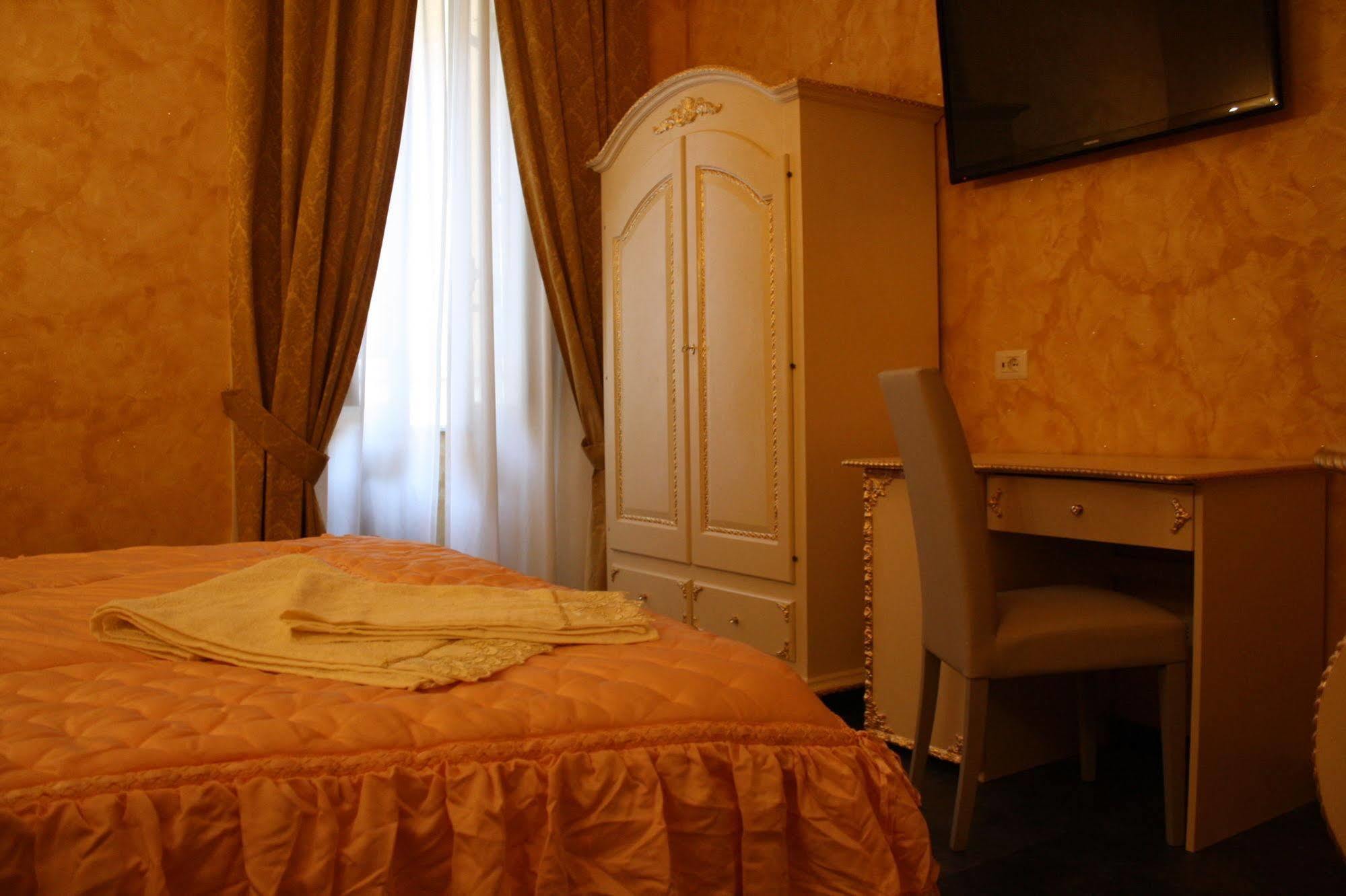 Pope'S Suites Rome Exterior photo